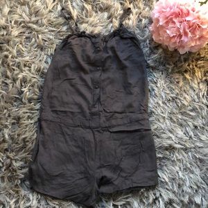 Gray Sleeveless Romper S Ashley xs one piece